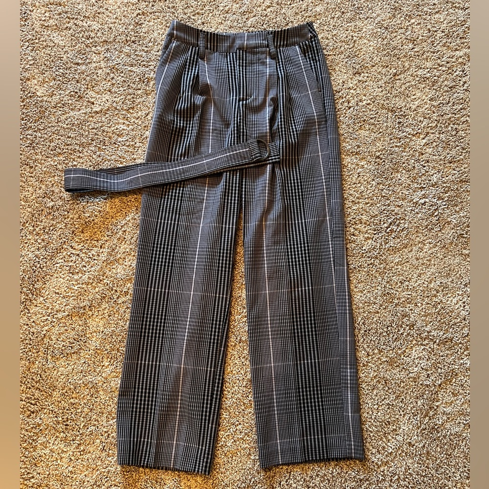 SIZE 4 | DRESS PANT | A NEW DAY | EXCELLENT CONDITION | BLACK PLAID | LAVENDER